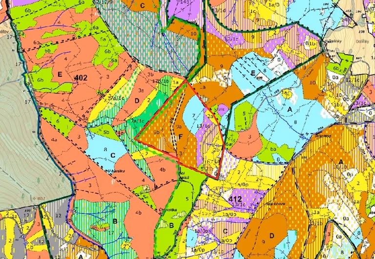 porostní lesnická mapa se zákresem hranic ostrova