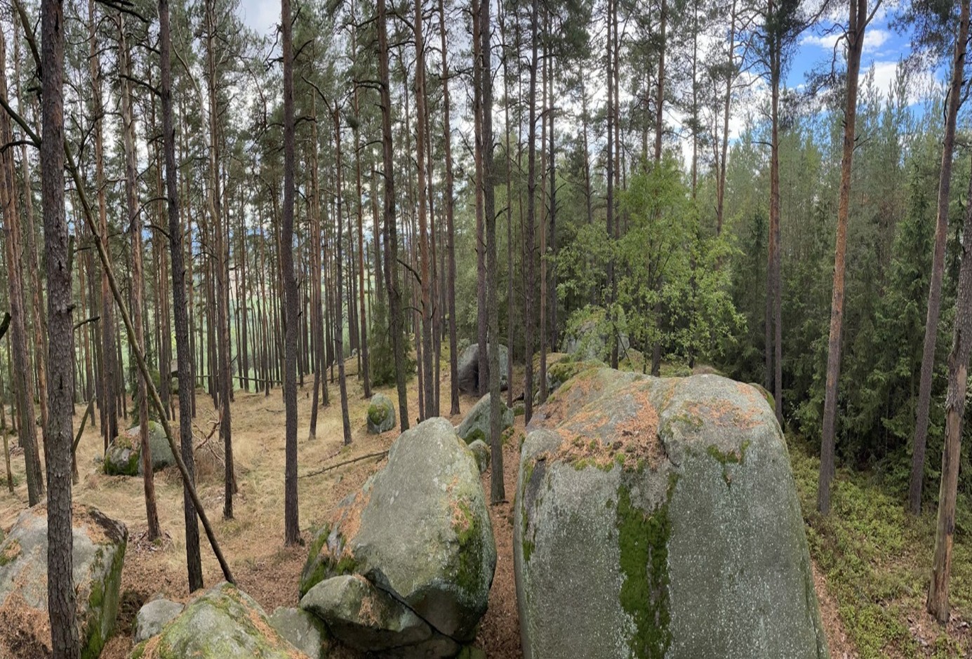 geomorfologicky, archeologicky a biologicky hodnotné území