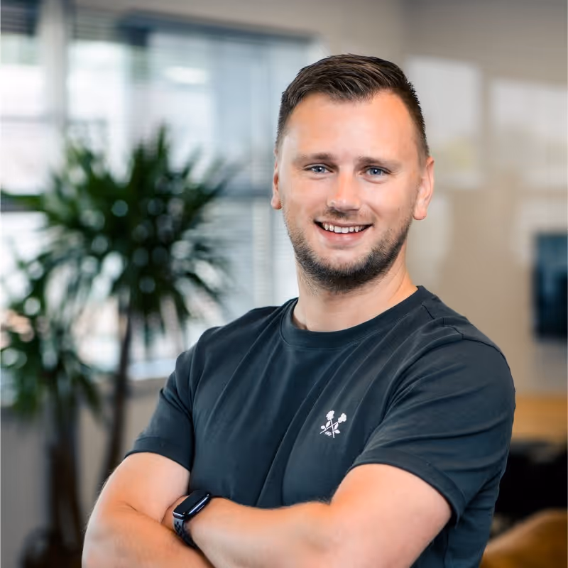 Pulse online marketingbureau in Sliedrecht met enthousiaste medewerker