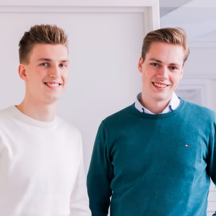 Pulse online marketing Sliedrecht team met twee jonge professionals