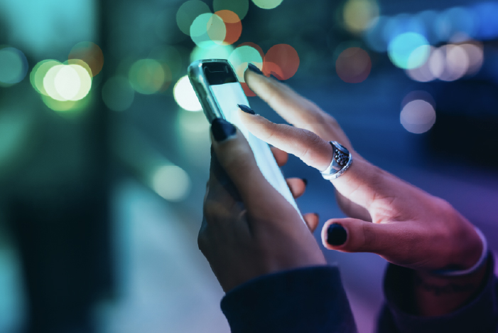 TikTok ya no solo crea tendencias: crea el lenguaje con el que hablamos de ellas