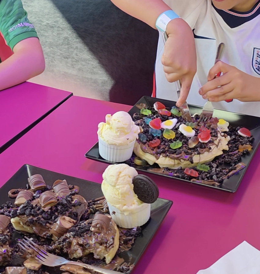 Desserts parlour