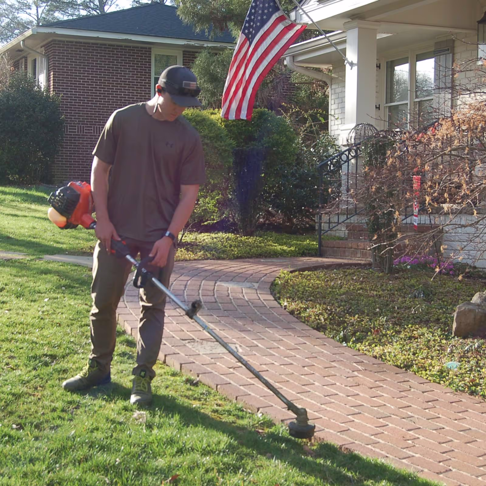 landscaping and lawn care professionals at work in Georgia