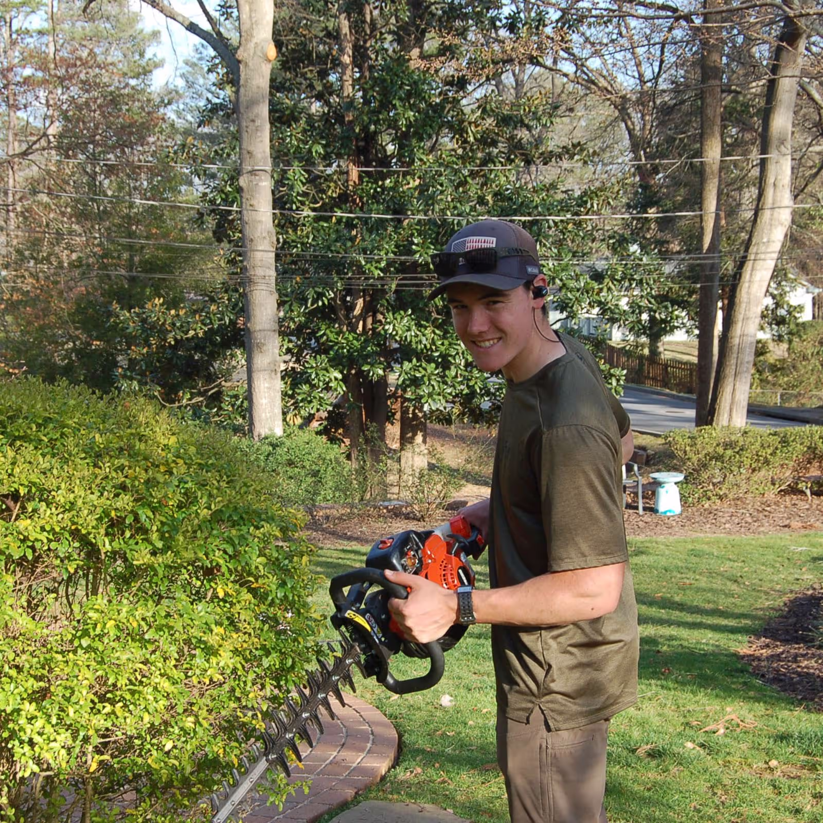 seasonal yard cleanup services in Vinings GA