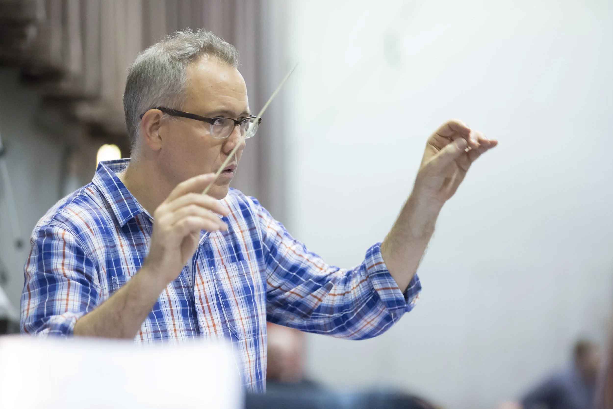 David Chase conducting