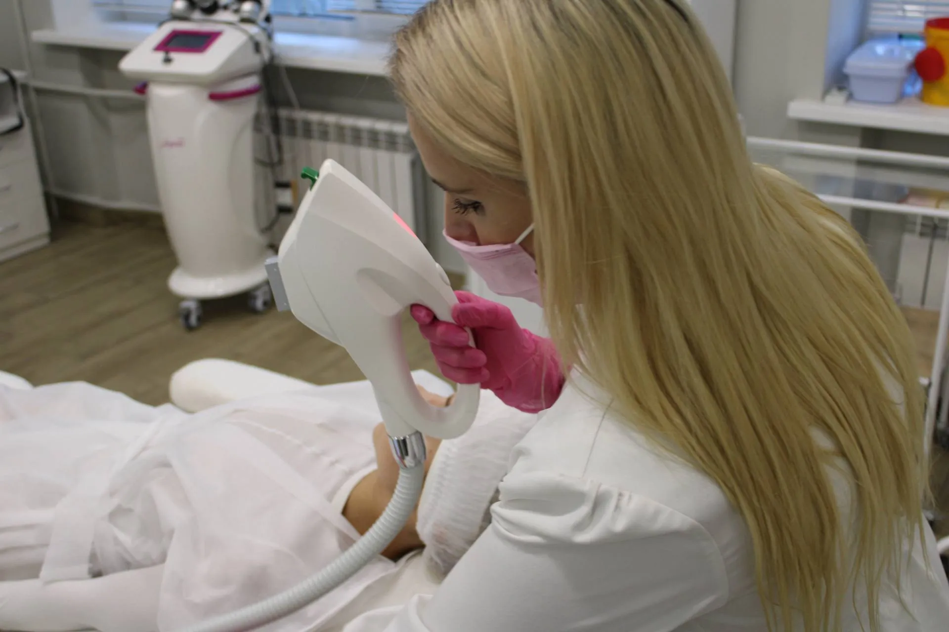 Фотоомоложение на аппарате IPL лазер Eunsung Global ClearLight