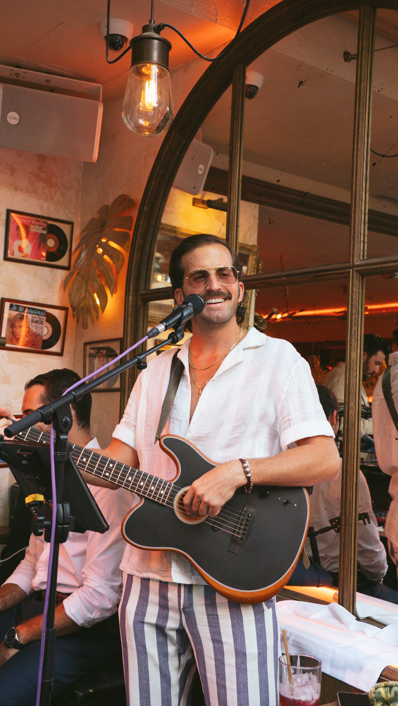 Live concert Le Café Restaurant Saint Tropez