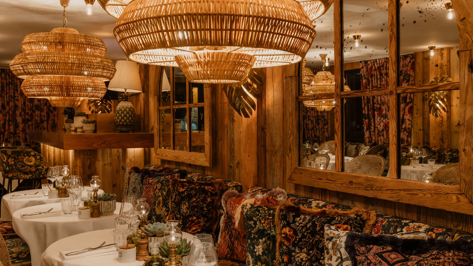 Table du Courchevel restaurant - Le Café