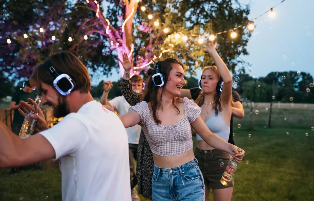 Silent disco tuinfeest