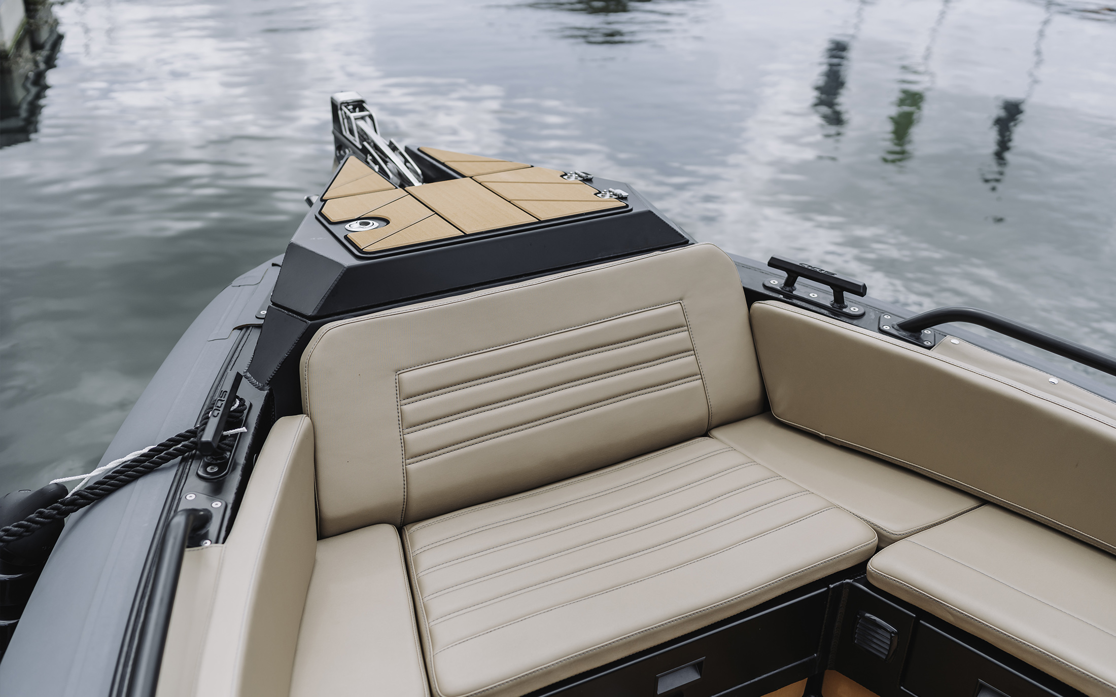 details of s700 rib boat is racing across the ocean. trough the water, Greece coast