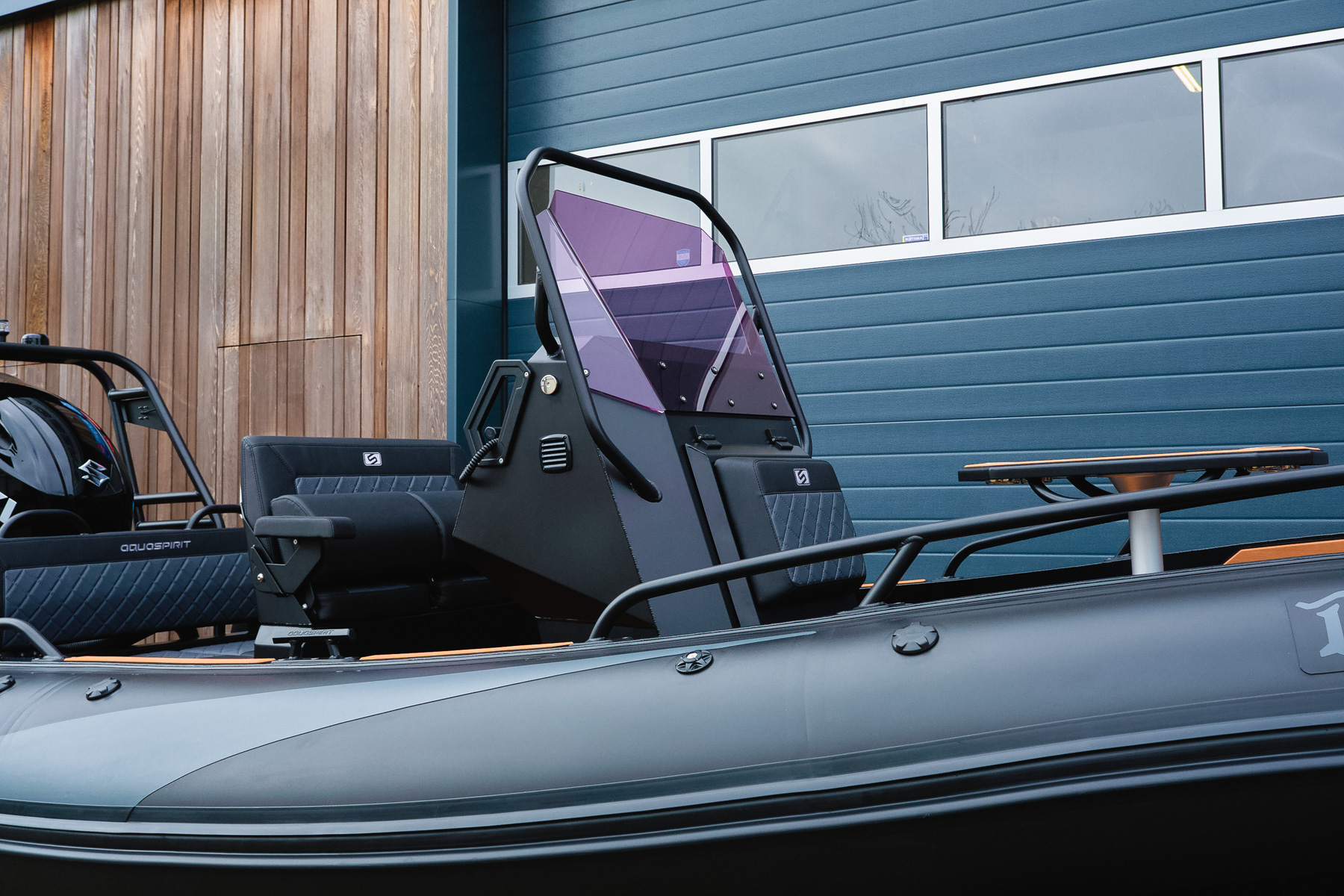 side view of S585 redesigned premium leisure boat
