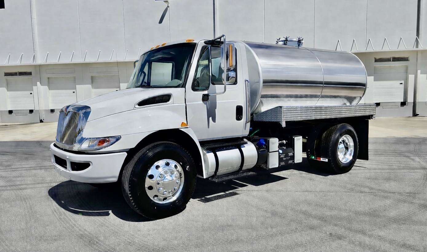 2023 International MV 607 - 2,500g Aluminum Tank