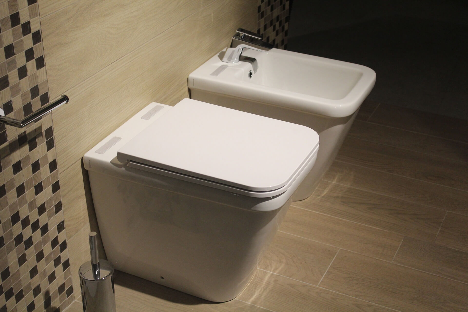 Fotografie závěsného WC