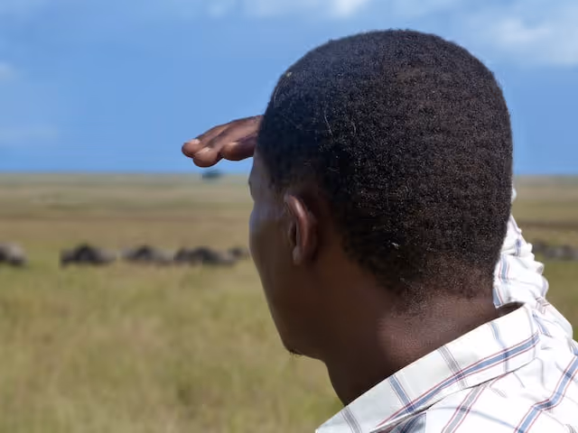 Spotting-wildebeest-in-Serengeti