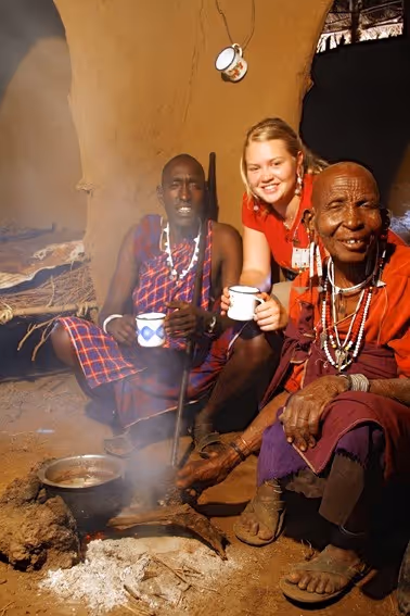 Inside-Maasai-Boma