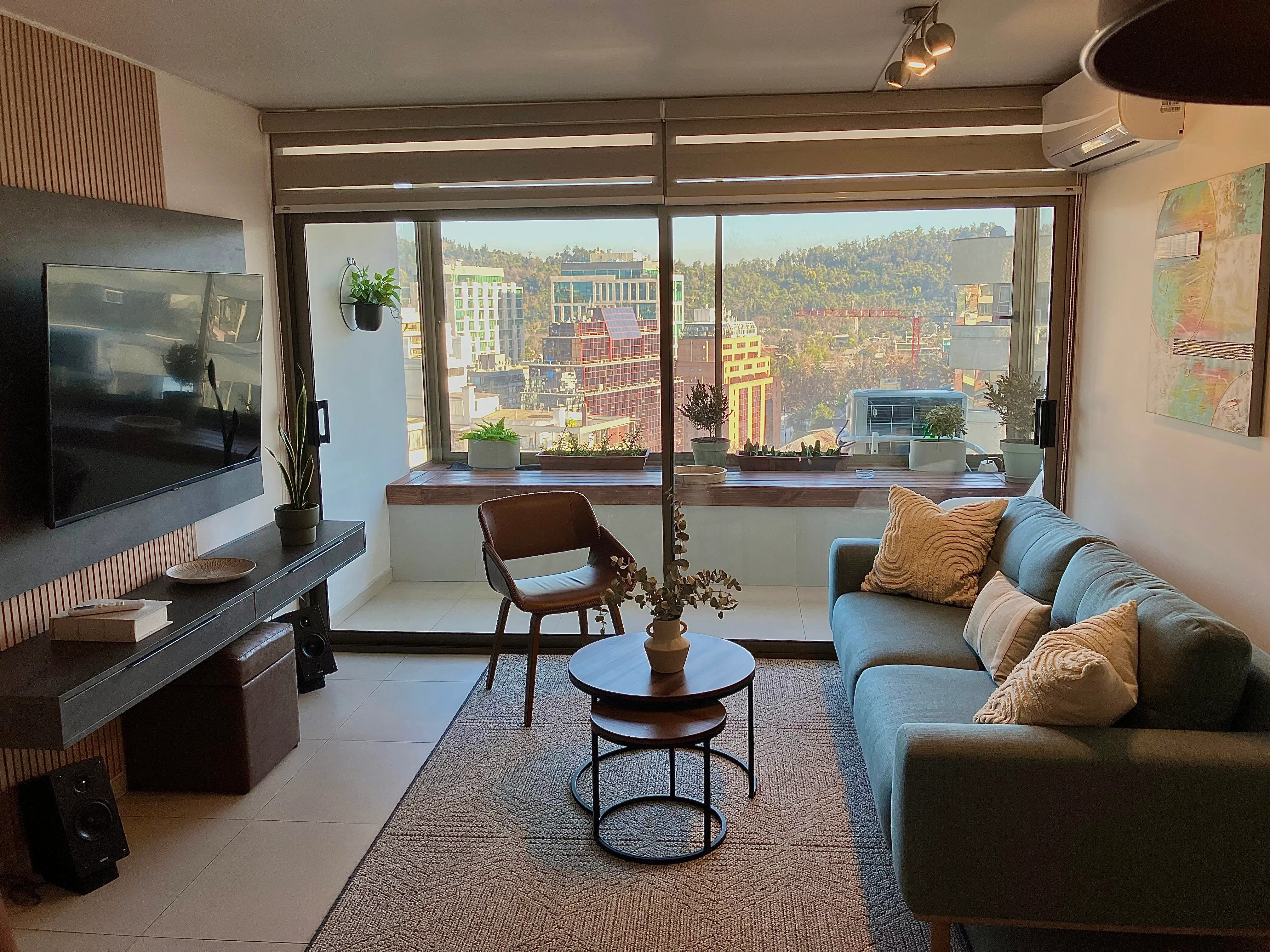 Suite152’s spacious designer living room with luxury finishes and open layout.