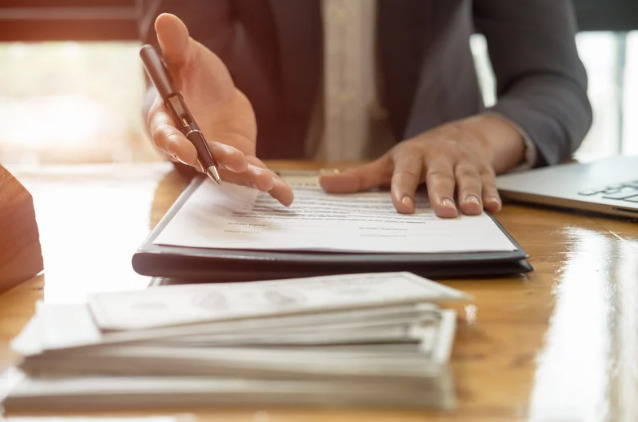 Quelle(s) conséquence(s) peut avoir l’absence de contrat entre titulaire de marché et sous-traitant ?