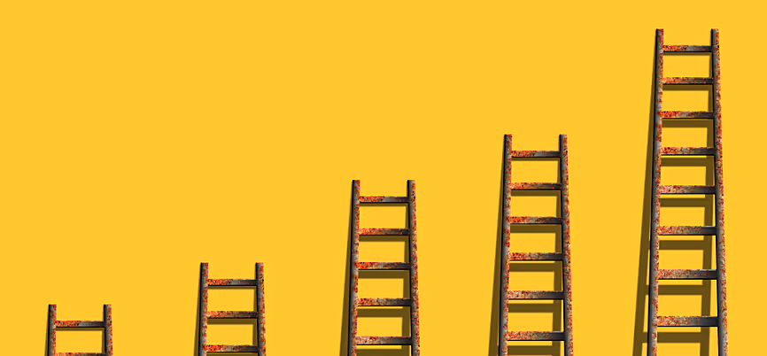 wp_2019_05_laddersonyellowwallcompe_679828