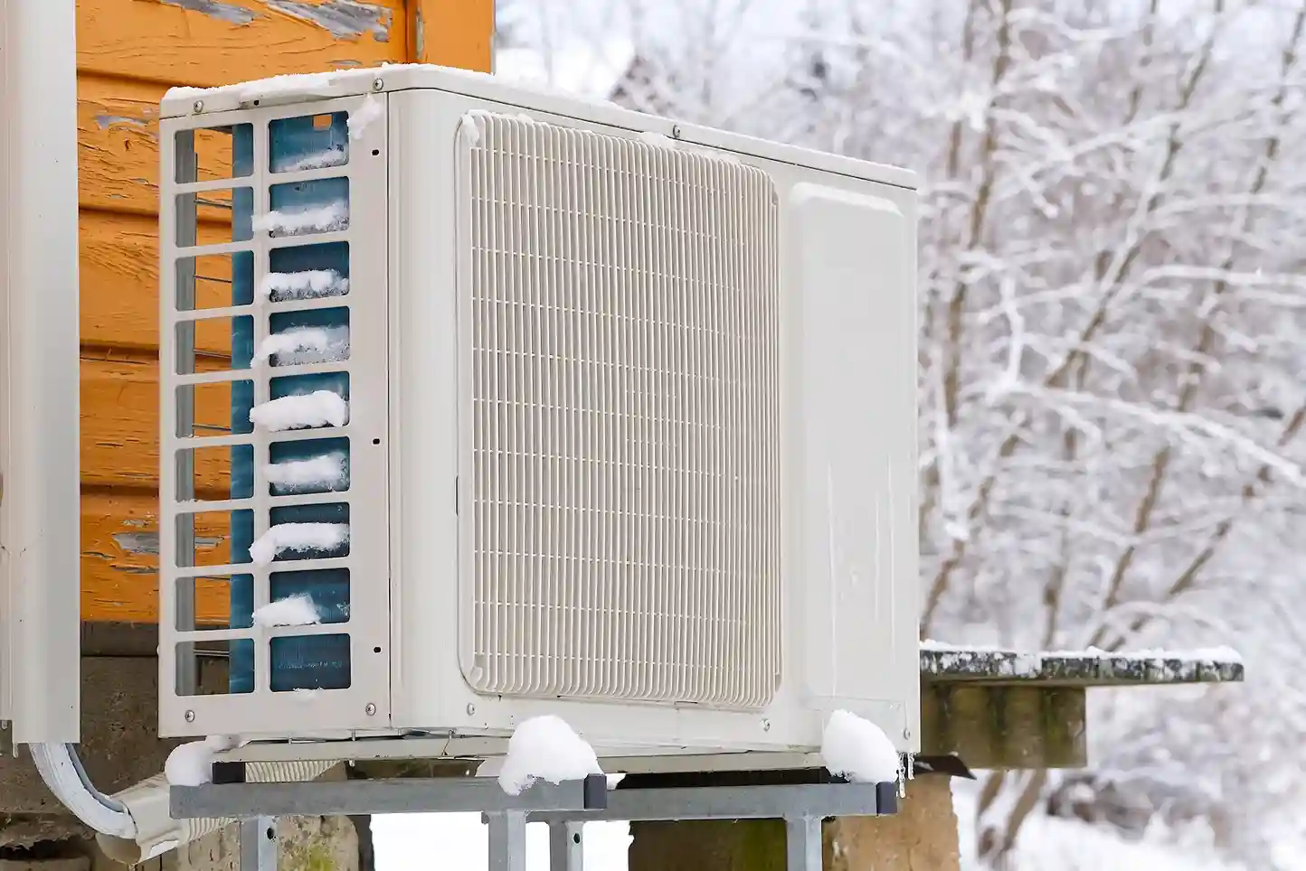 How Our Heat Pump Installation Services in Surrey, BC Can Improve Home Comfort