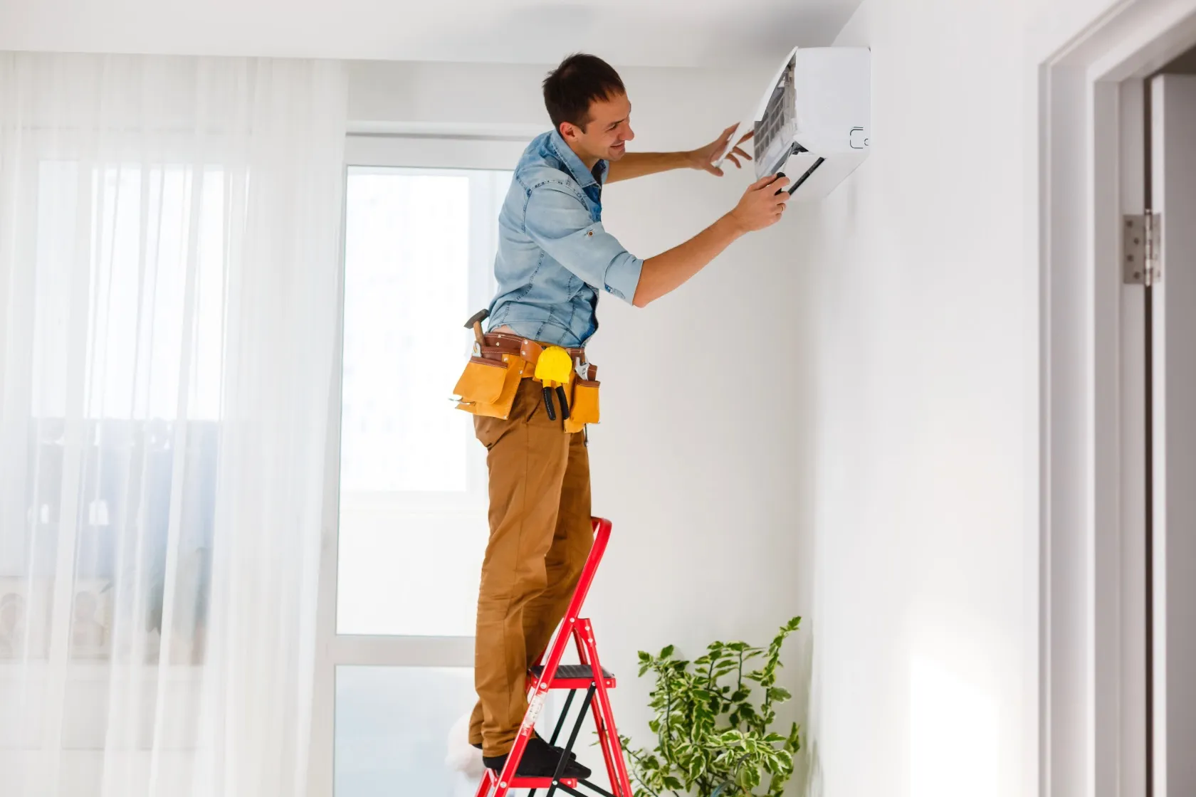 Why Professional AC Replacement Makes More Sense Than Repairs