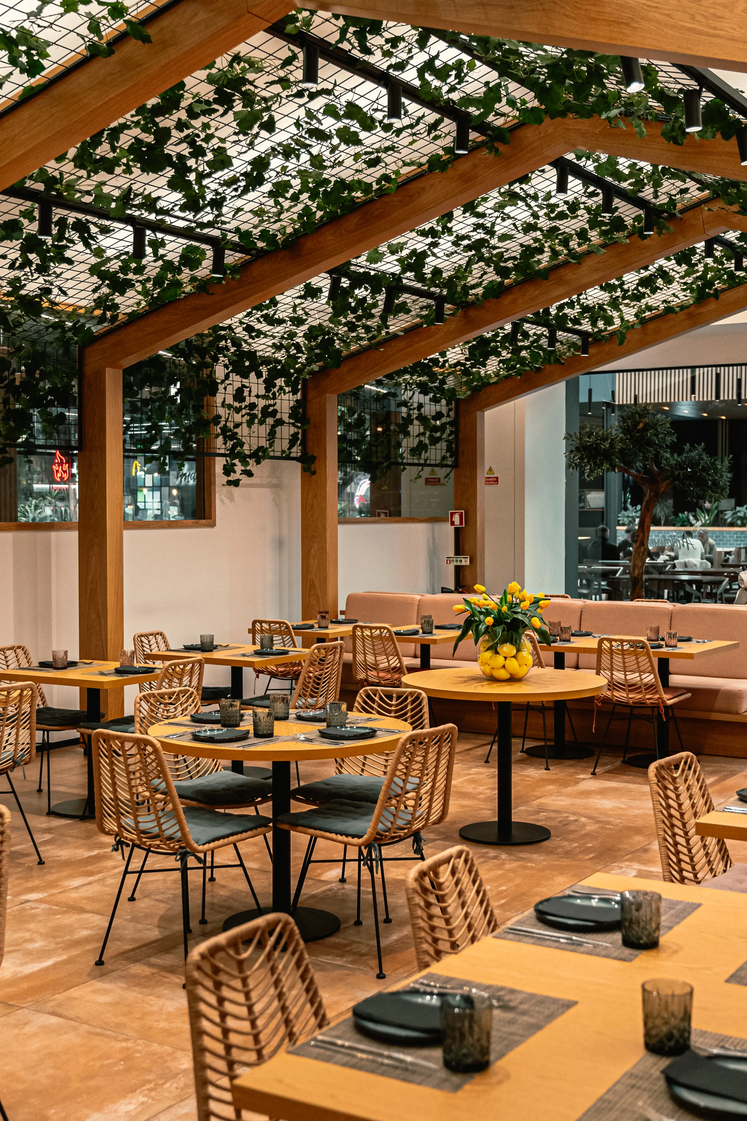 imagem interior do restaurante.