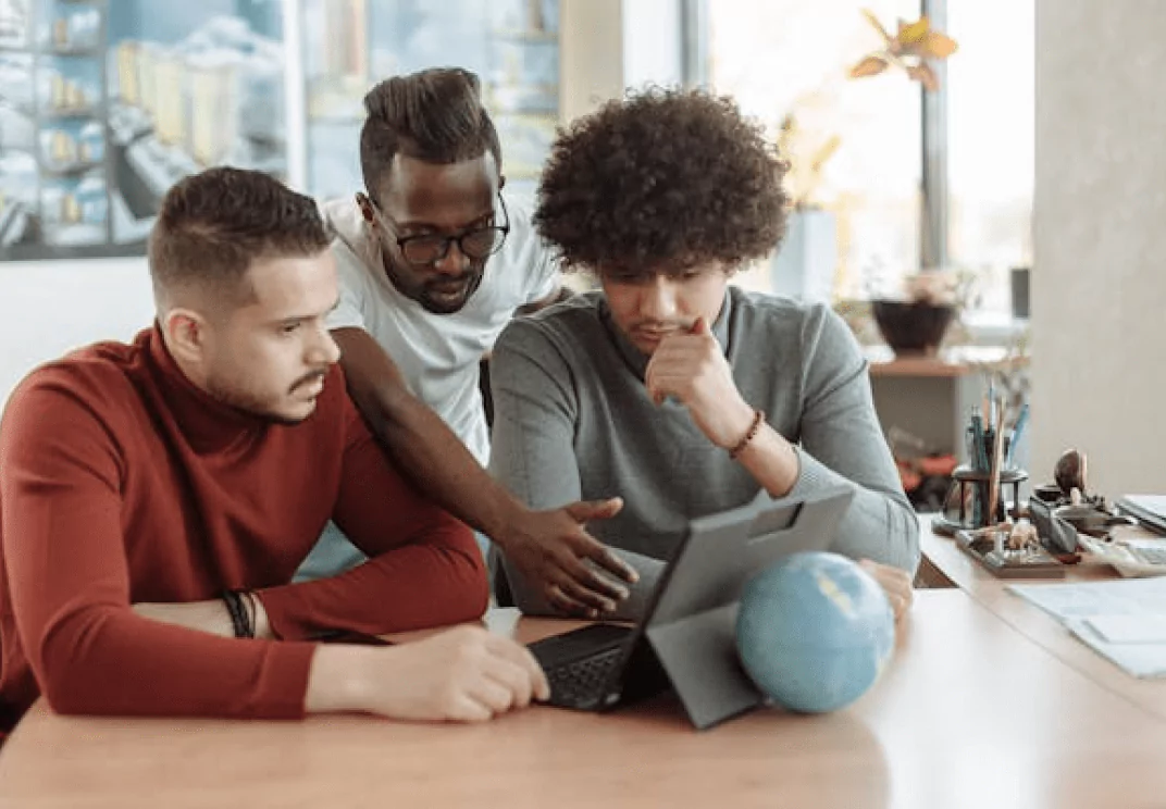 المطالبات، المساعدون الافتراضيون، المزيد من الحجوزات المباشرة، الفنادق