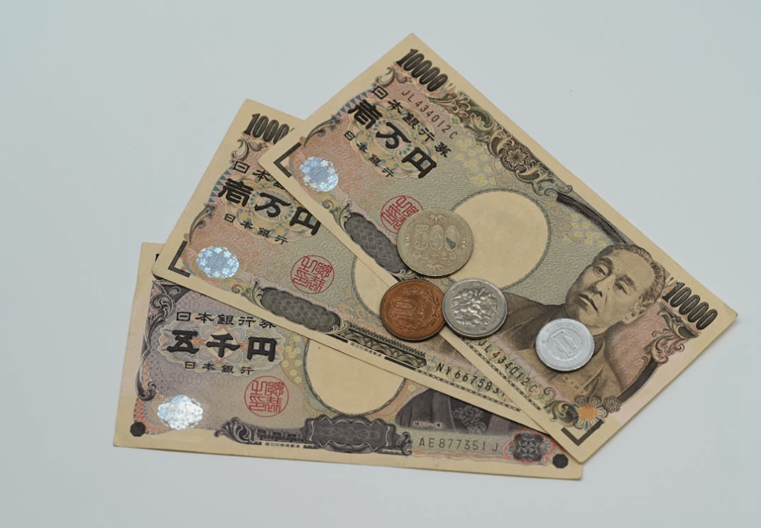 money, paid, fee, country, service, tour cost, tour company, tip guides, generally, tour leader