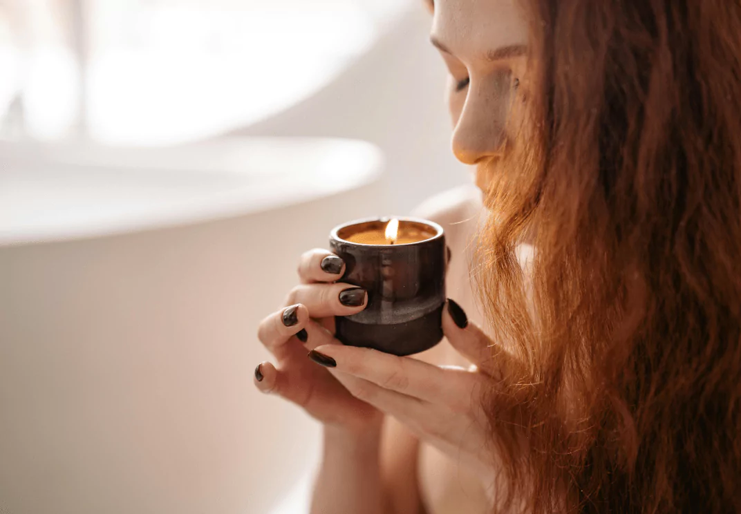 subtle but powerful influence, vanilla scent, scents influence, unfamiliar sensory ambience, pleasant scent, consumer behaviour