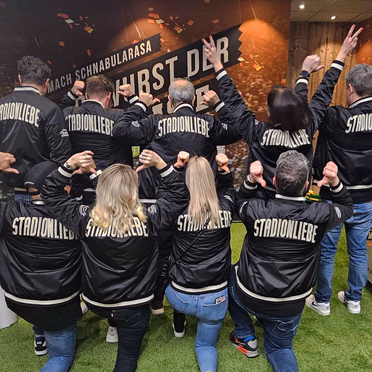 Foto des Stadionliebe Teams auf dem Messestand der Internorga
