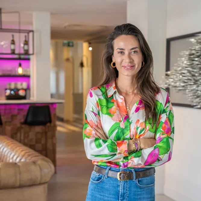 O Distrikt (Kelly Jaspers)