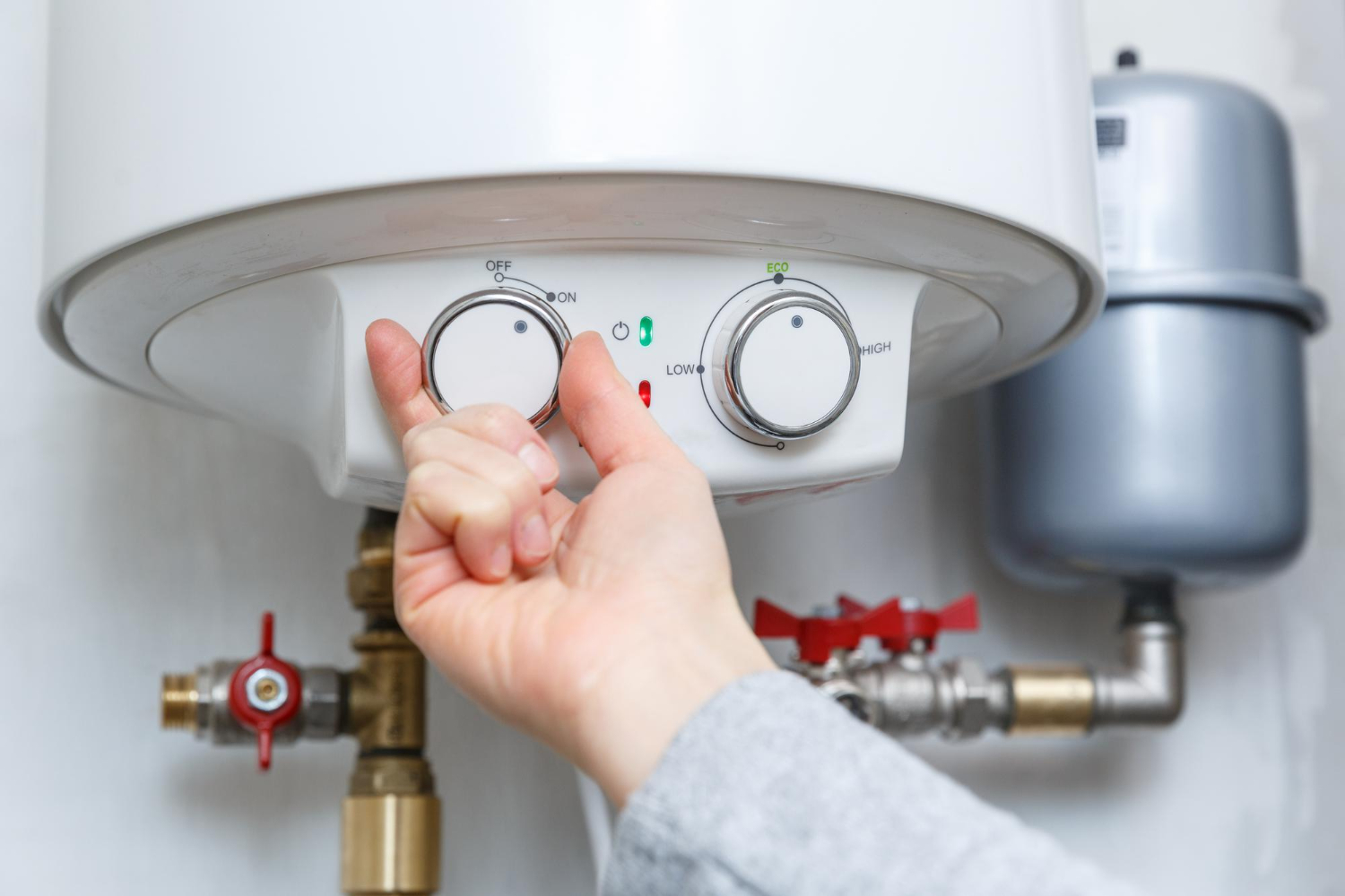 Water Heater Making Popping Sounds in Lenexa: Causes and Solutions