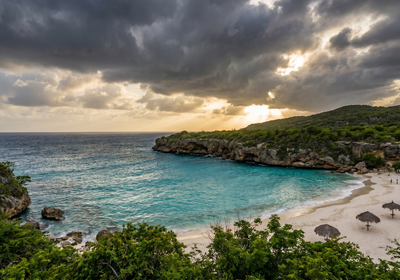 Curacao -- Kenepa Grandi beach (Grote Knip)