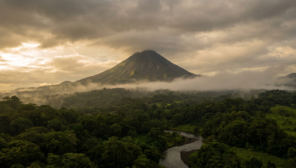 Costa Rica hero -- Arenal Volcano