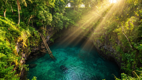 Samoa hero -- To Sua Ocean Trench