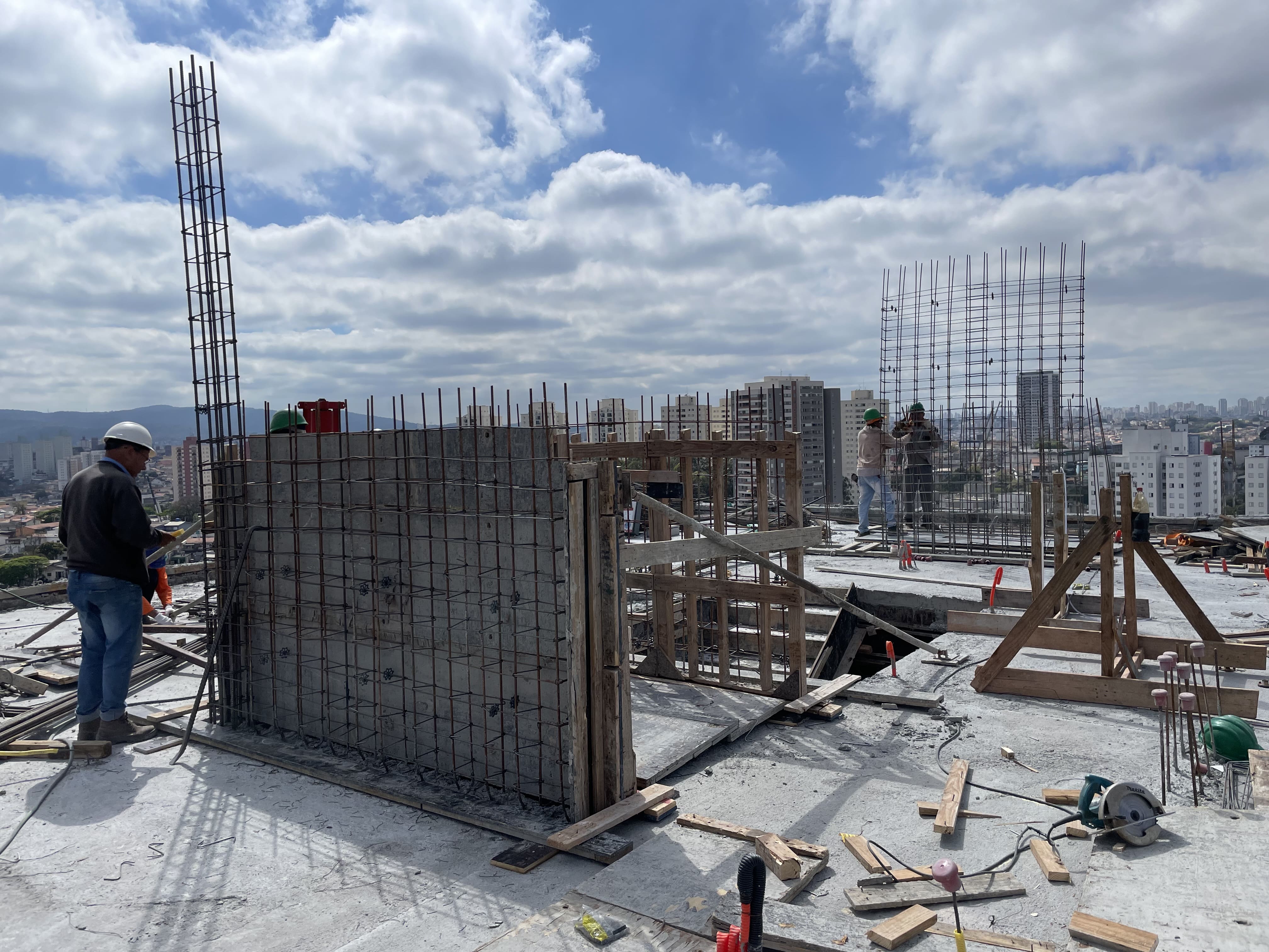 Montagem da laje dos elevadores