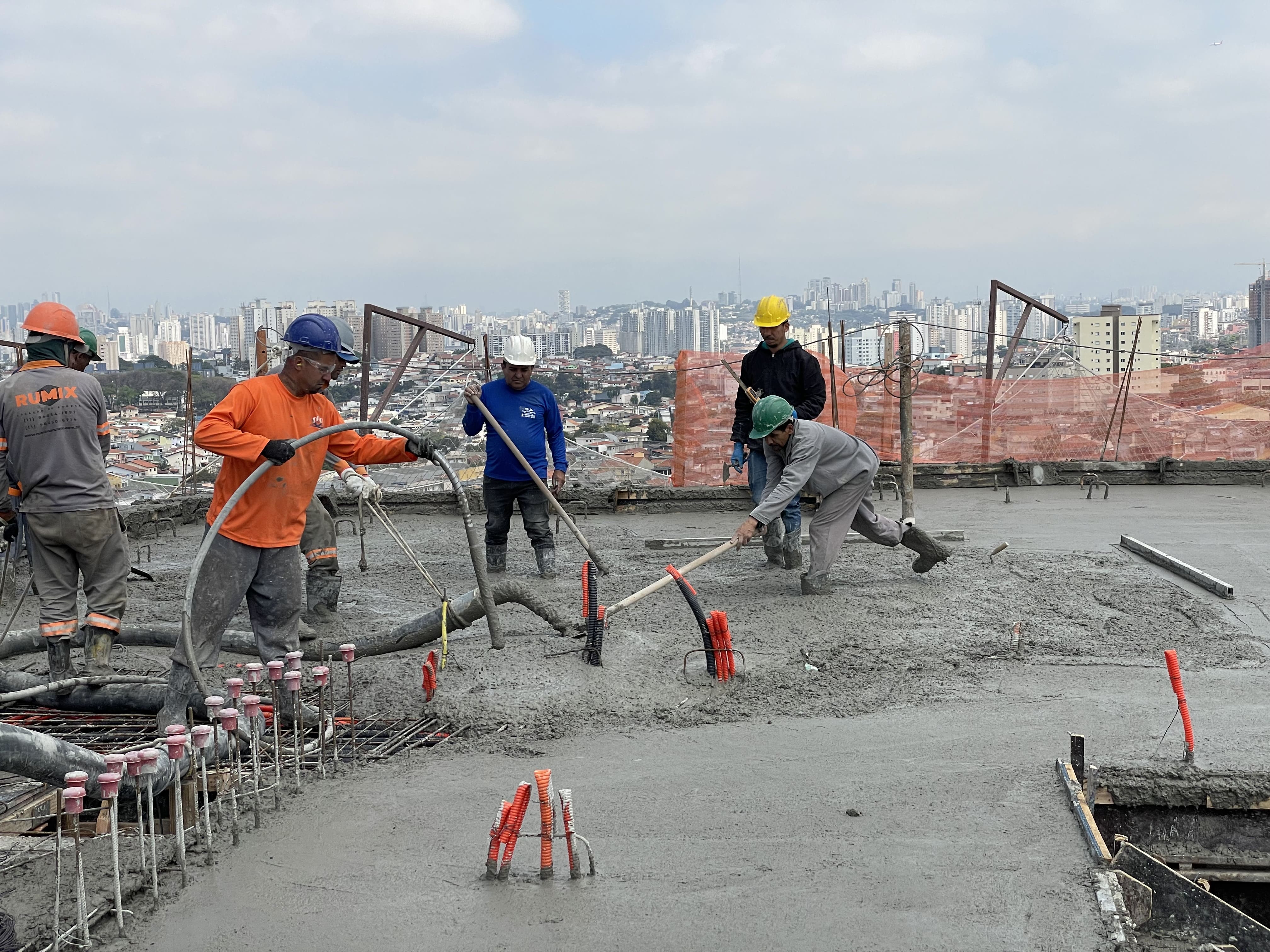 Concretagem da laje de cobertura