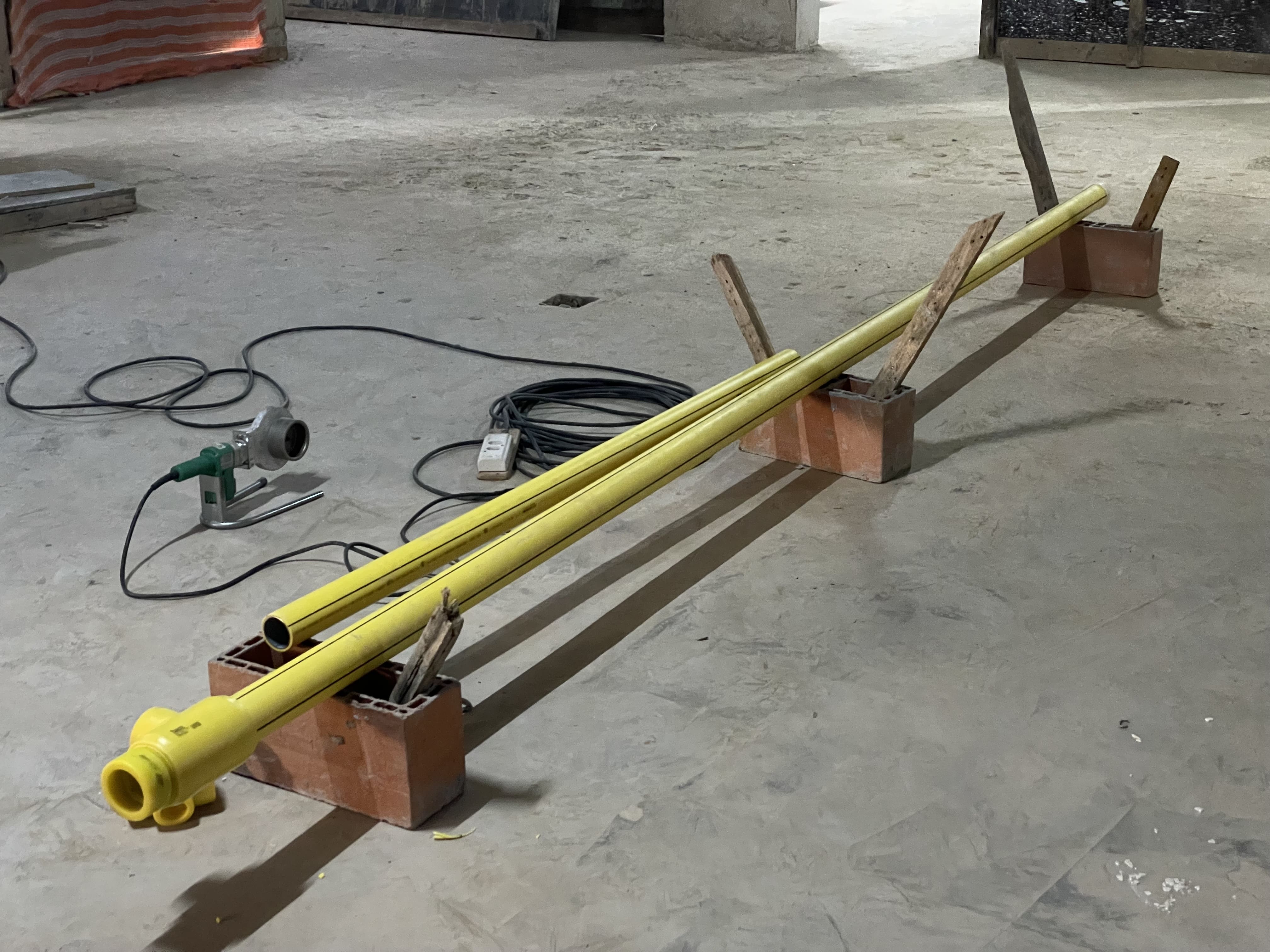 Montagem da prumada de gás