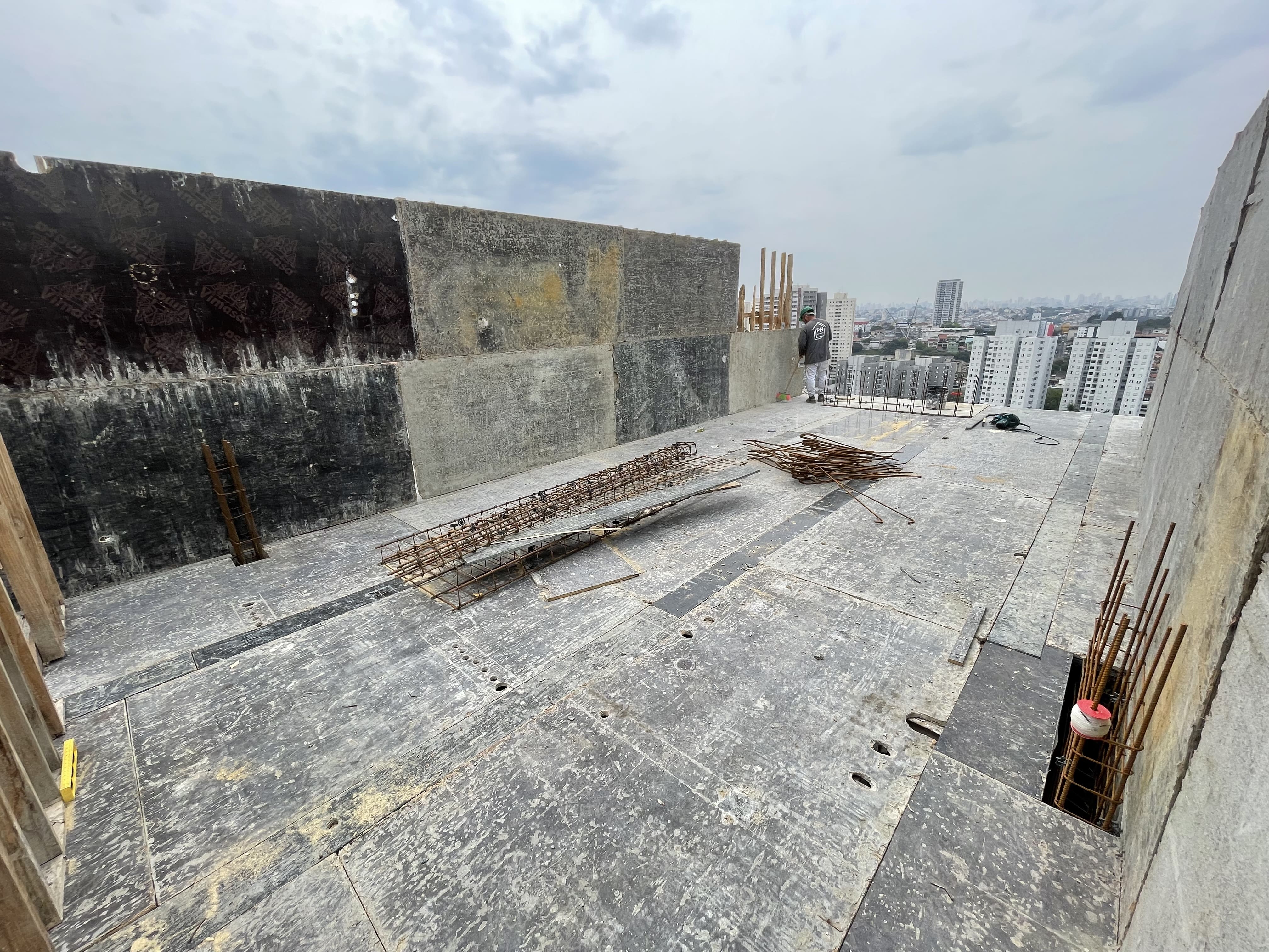 Montagem da forma da caixa d'água