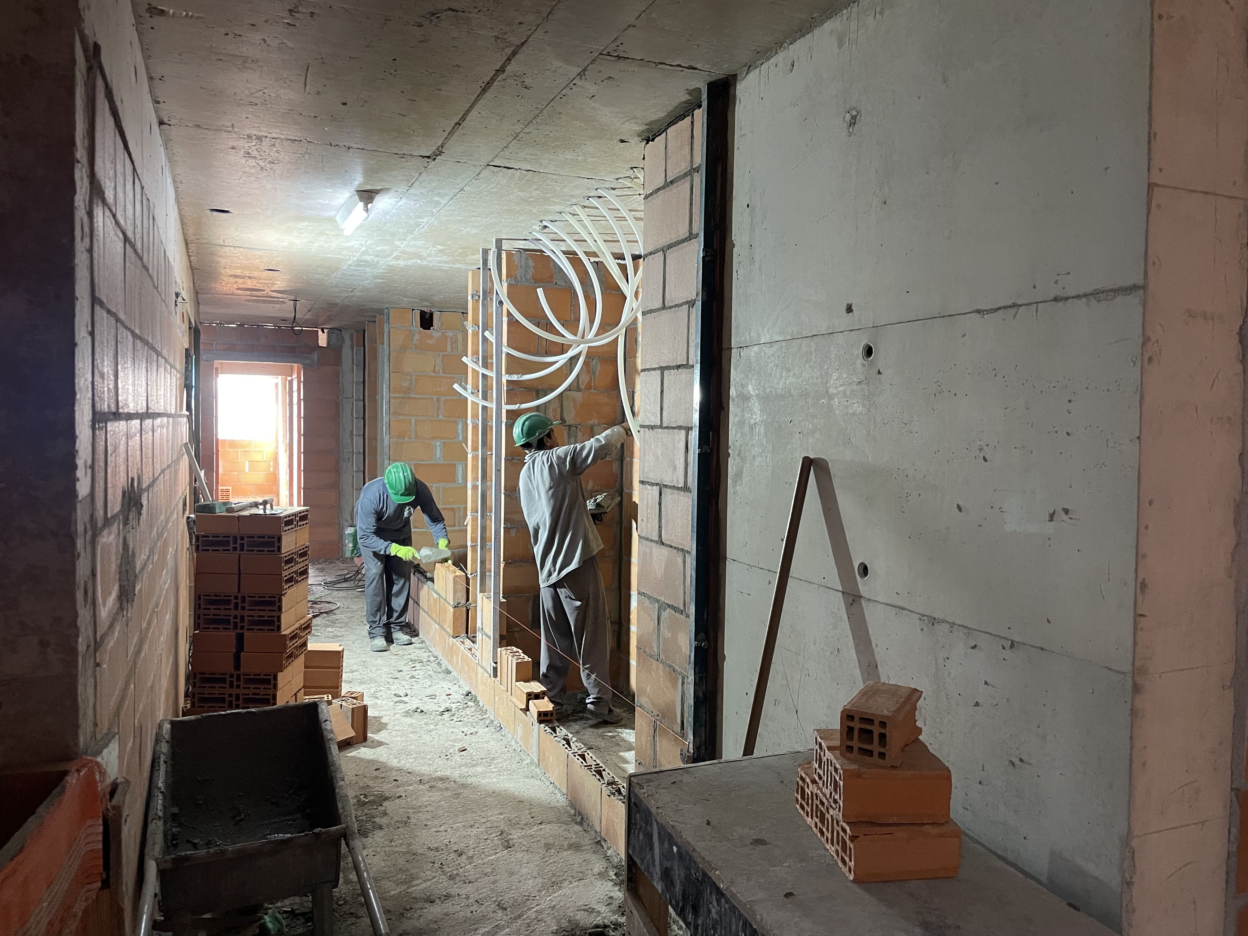  Execução de alvenaria do hall tipo