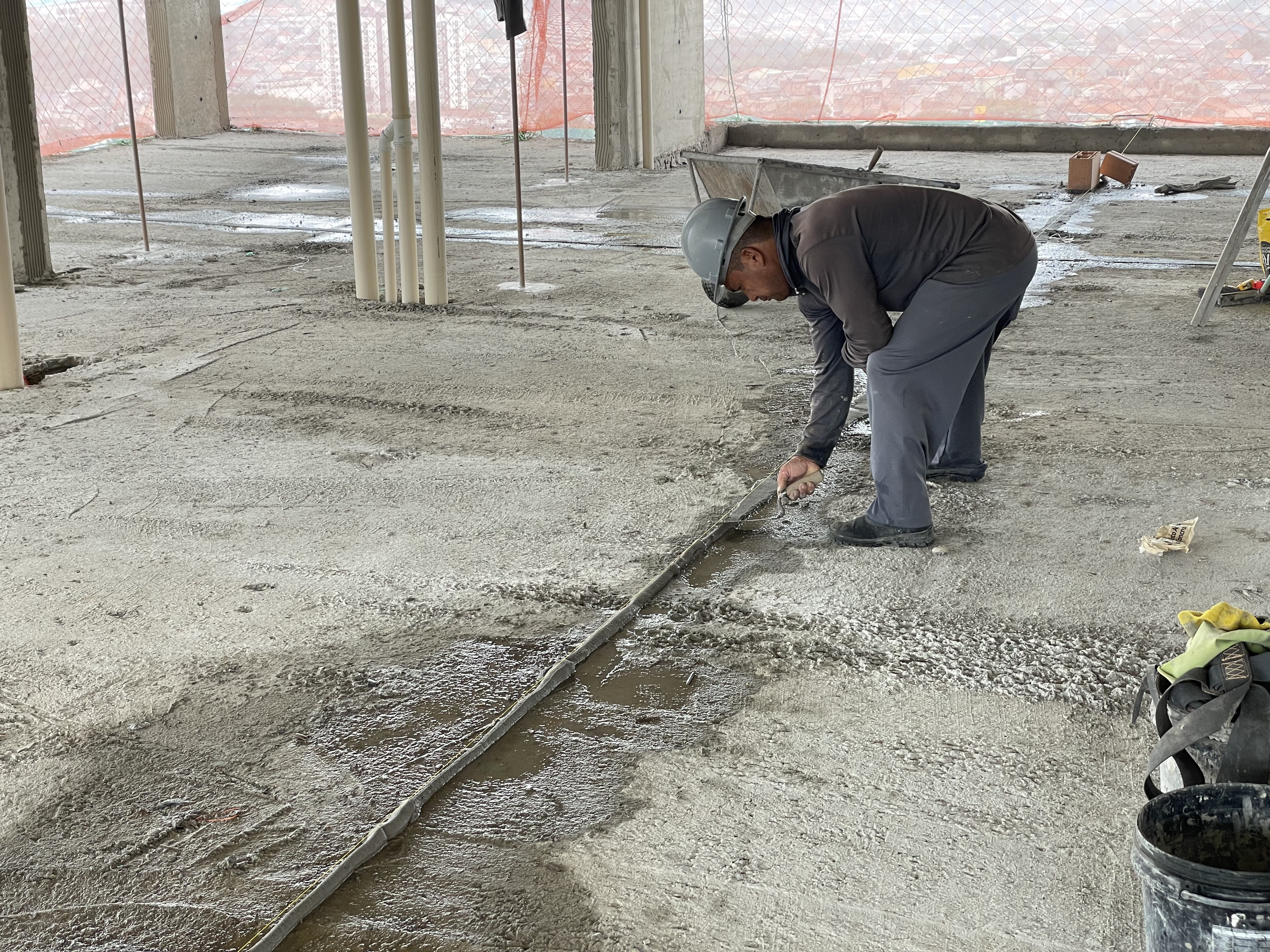 Marcação de eixos de alvenaria 11o. pav