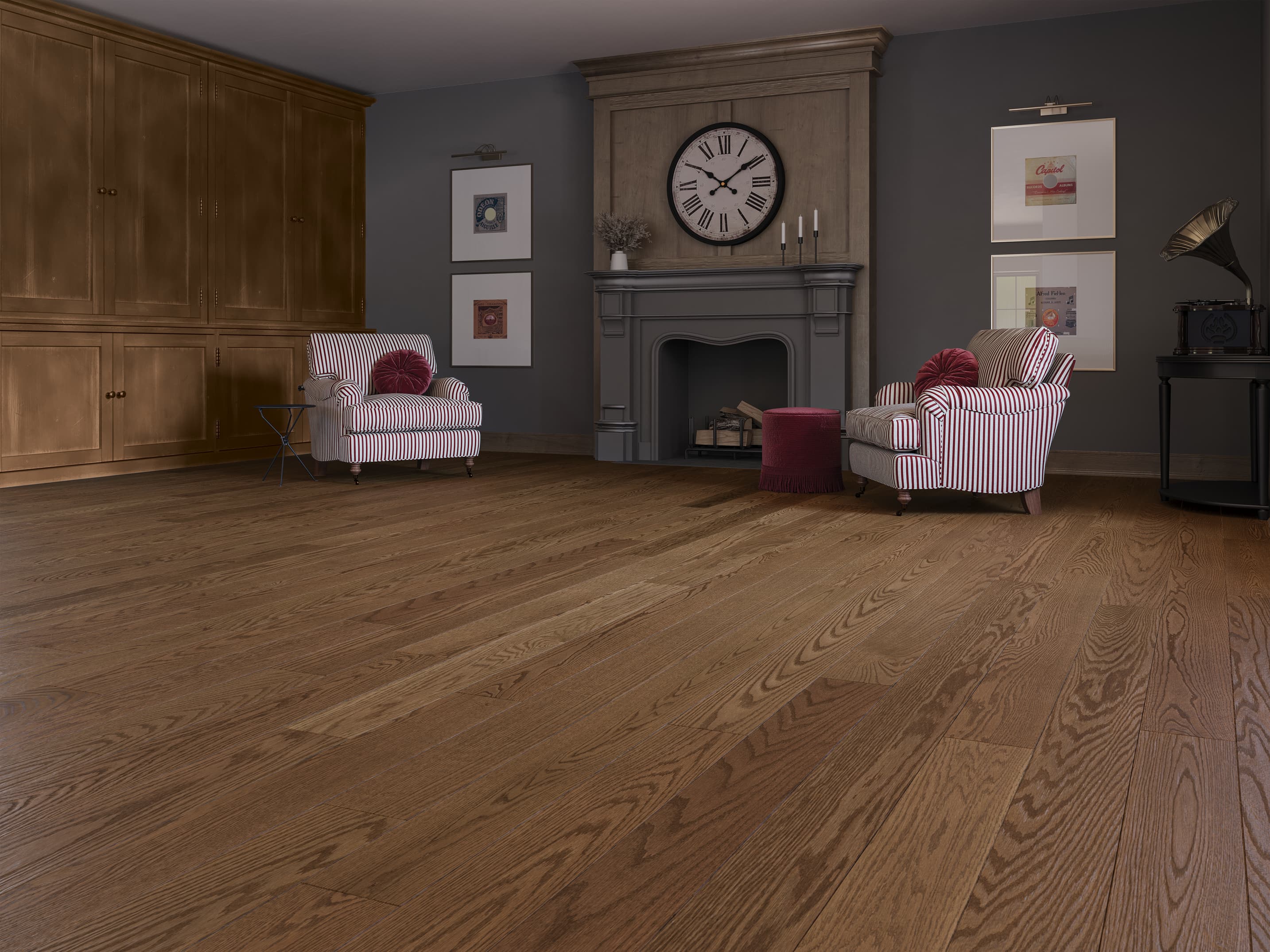 Room featuring 4933 — Exclusive
