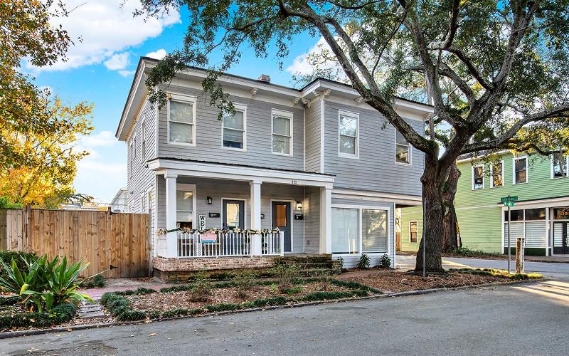221 W Duffy Street Savannah, GA 31401