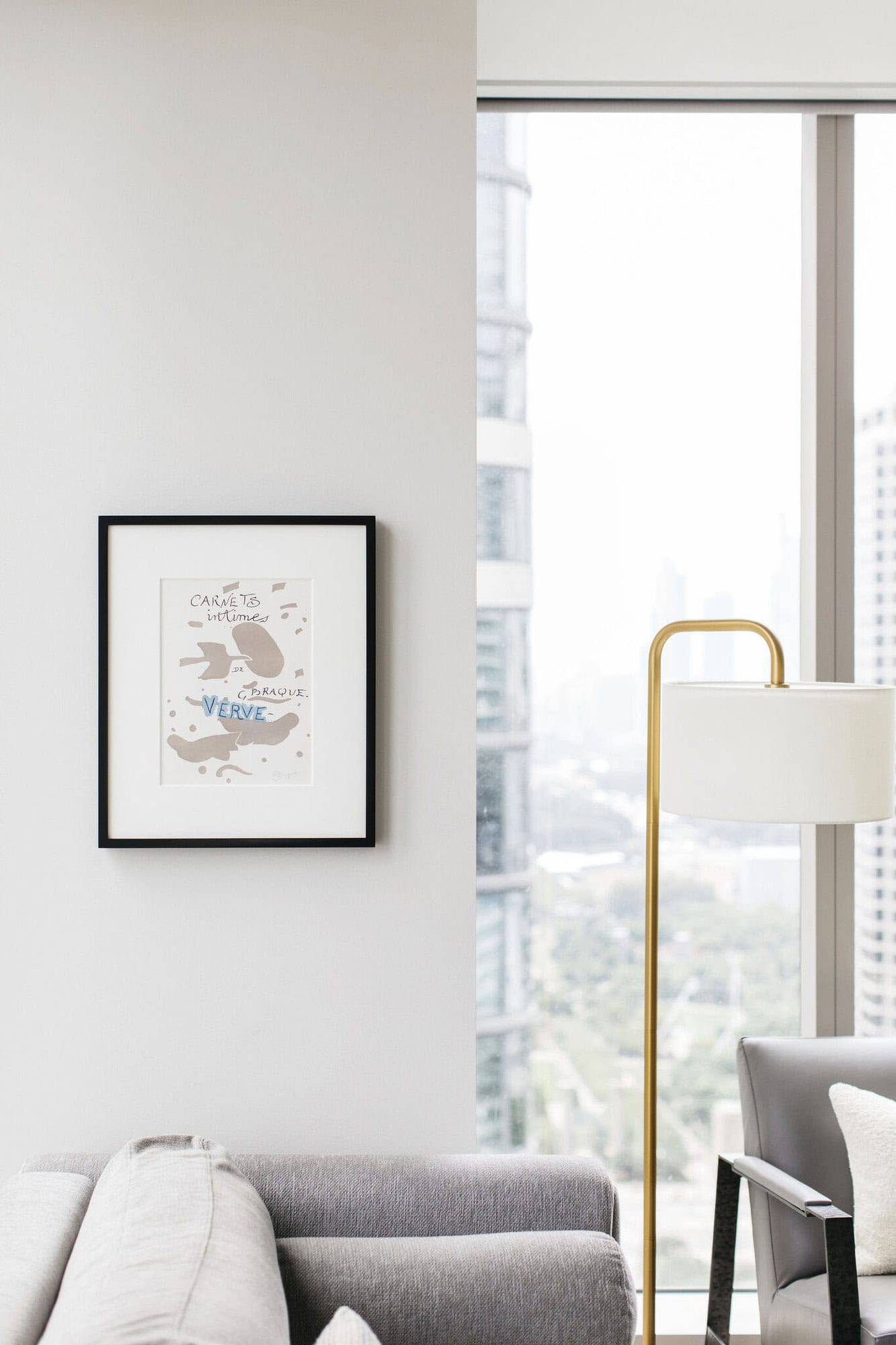 contemporary-living-room