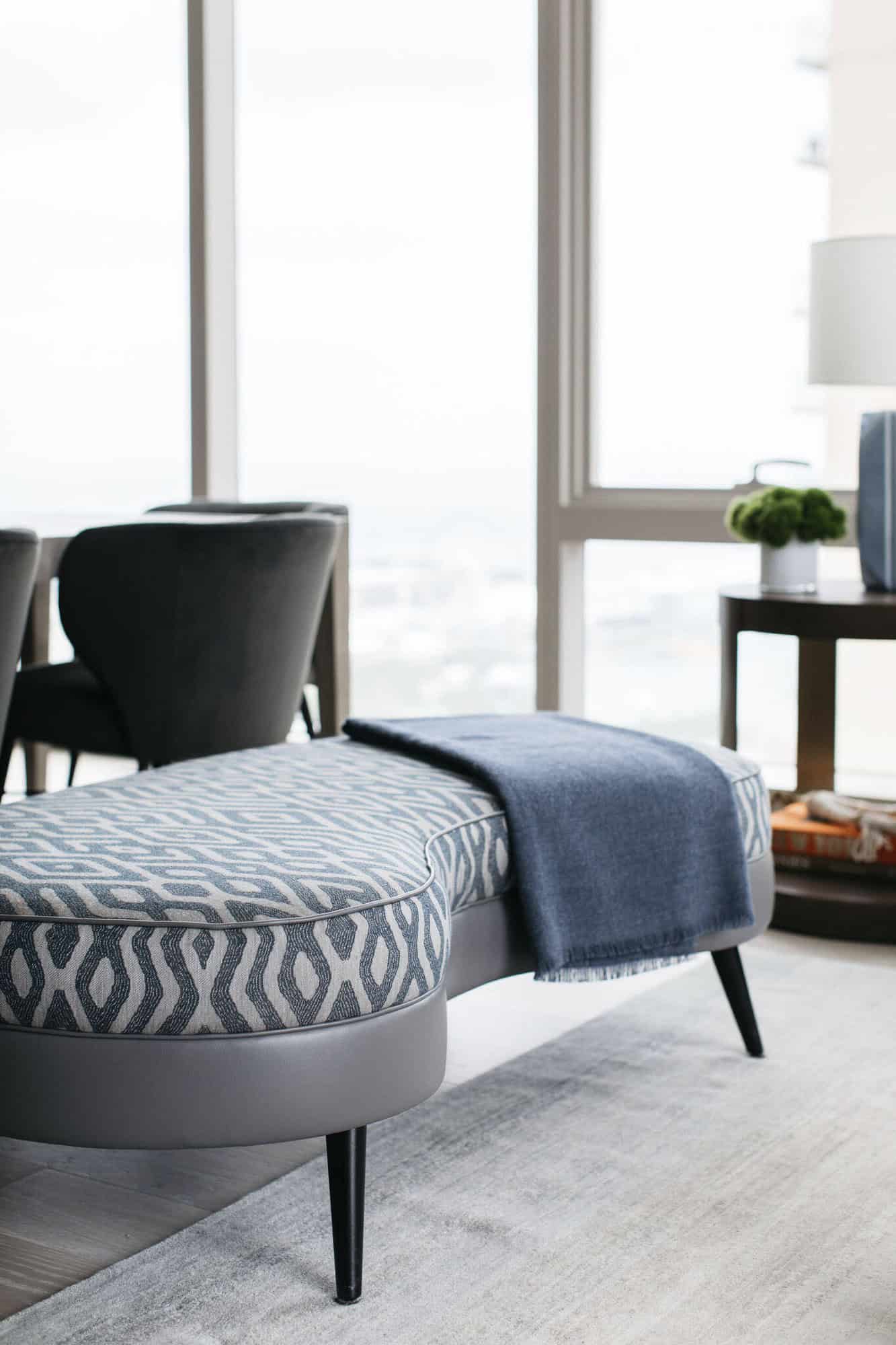 contemporary-living-room