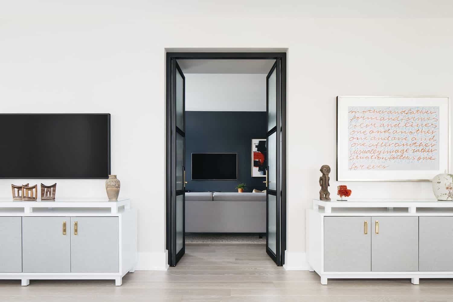 contemporary-living-room