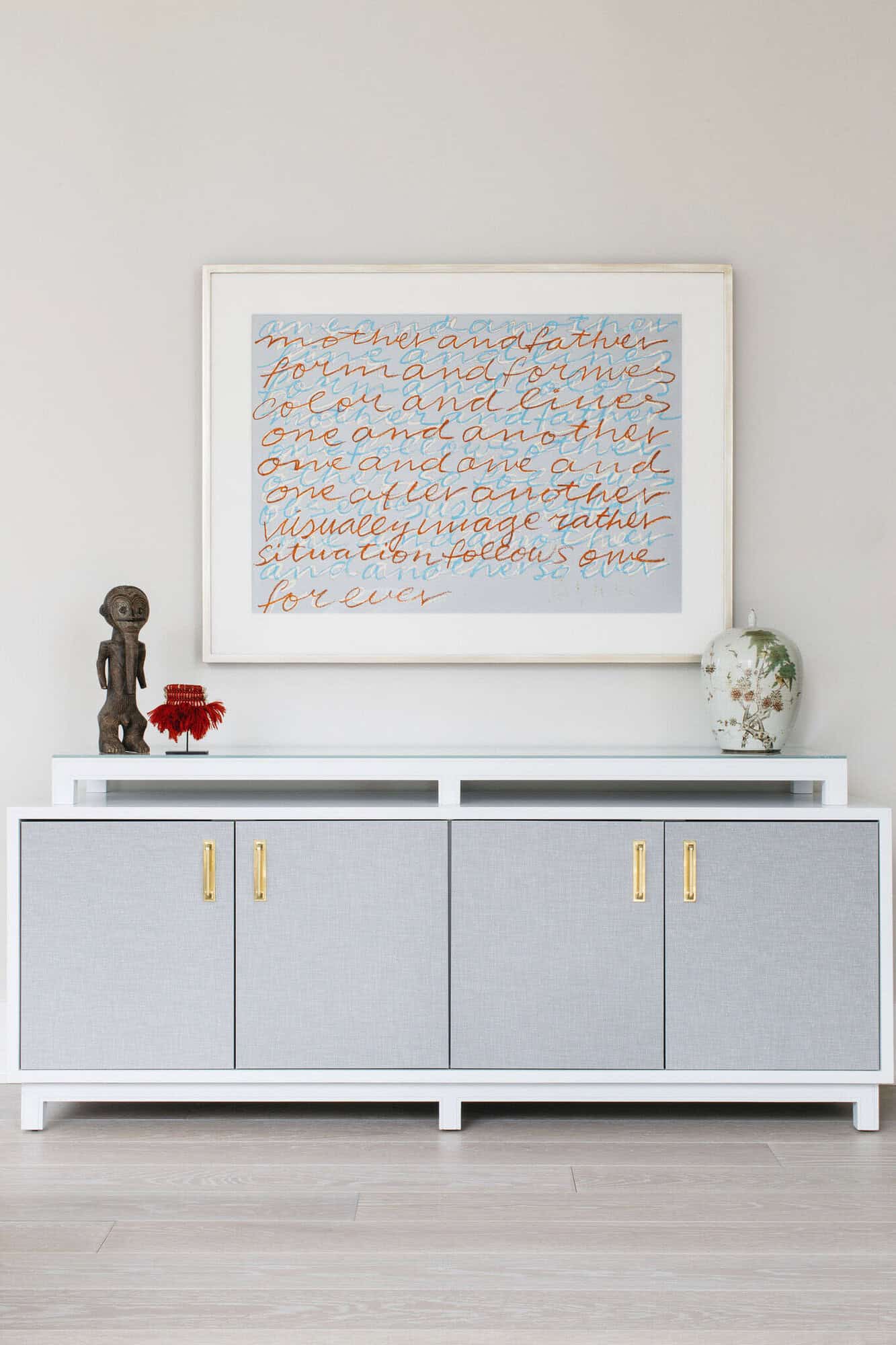 contemporary-living-room-console-table-detail