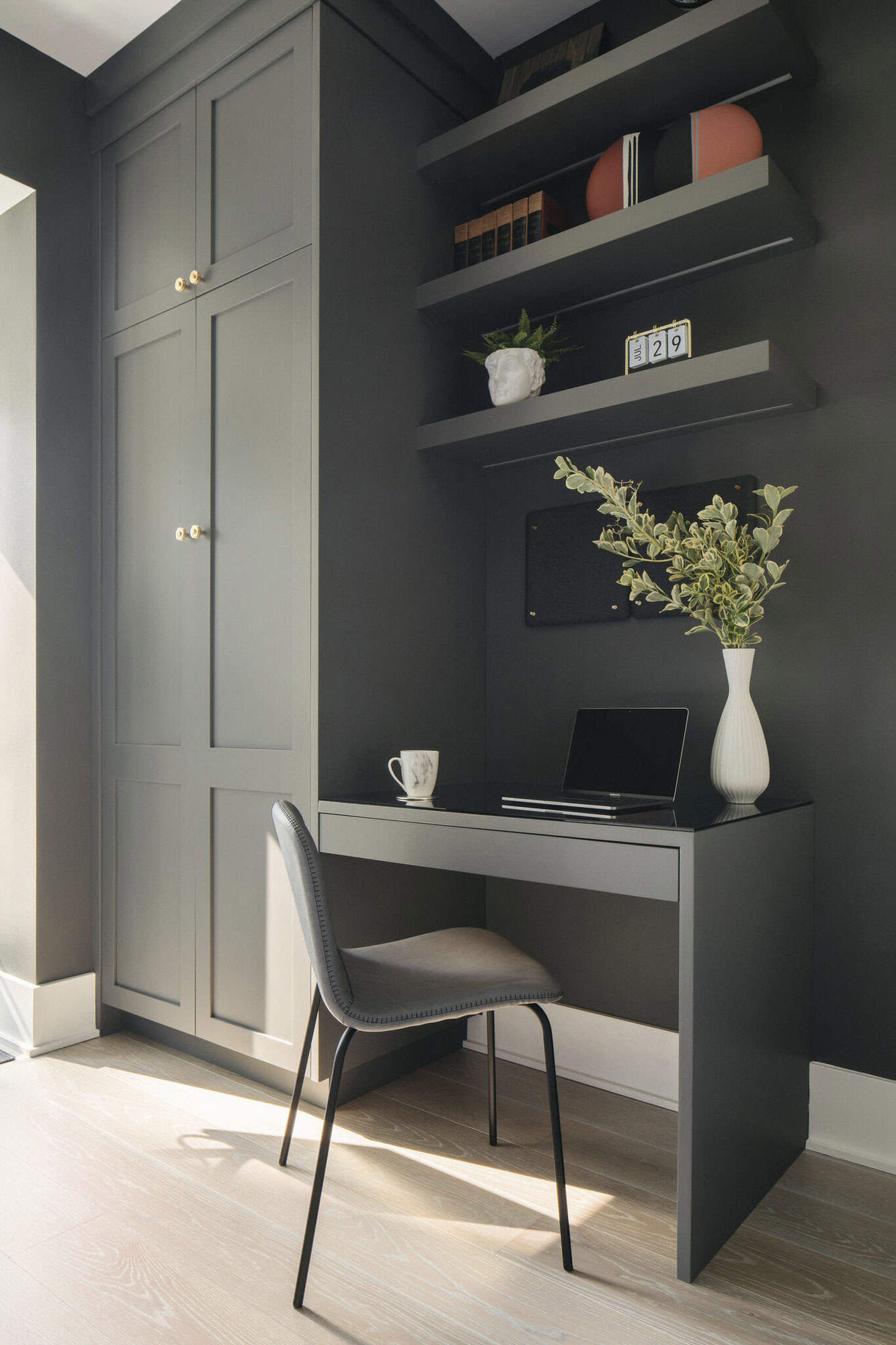 contemporary-home-office