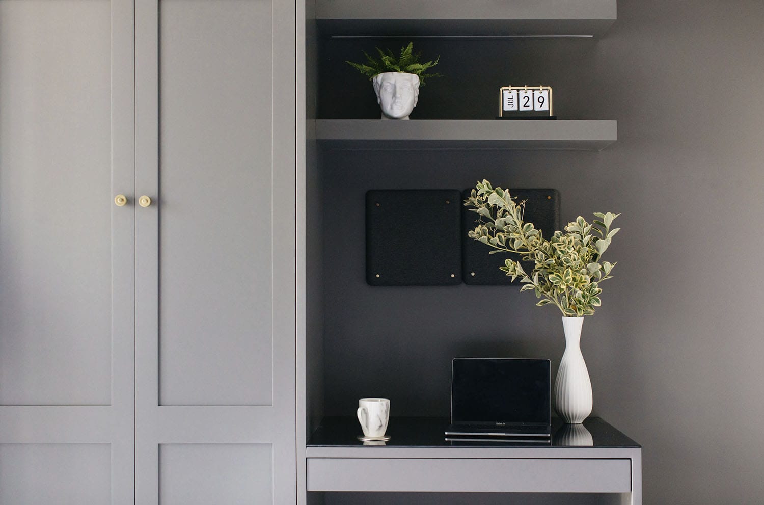 contemporary-home-office-built-in