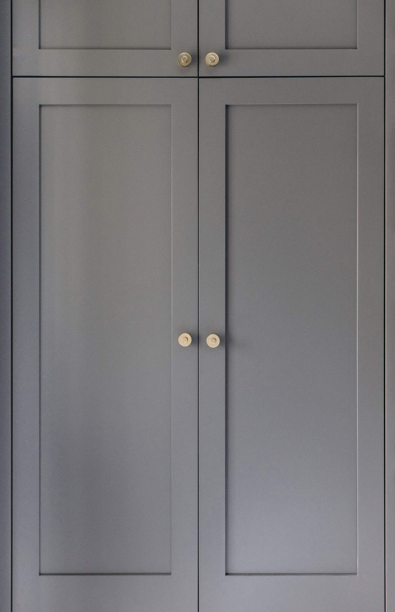 contemporary-home-office-cabinet-detail