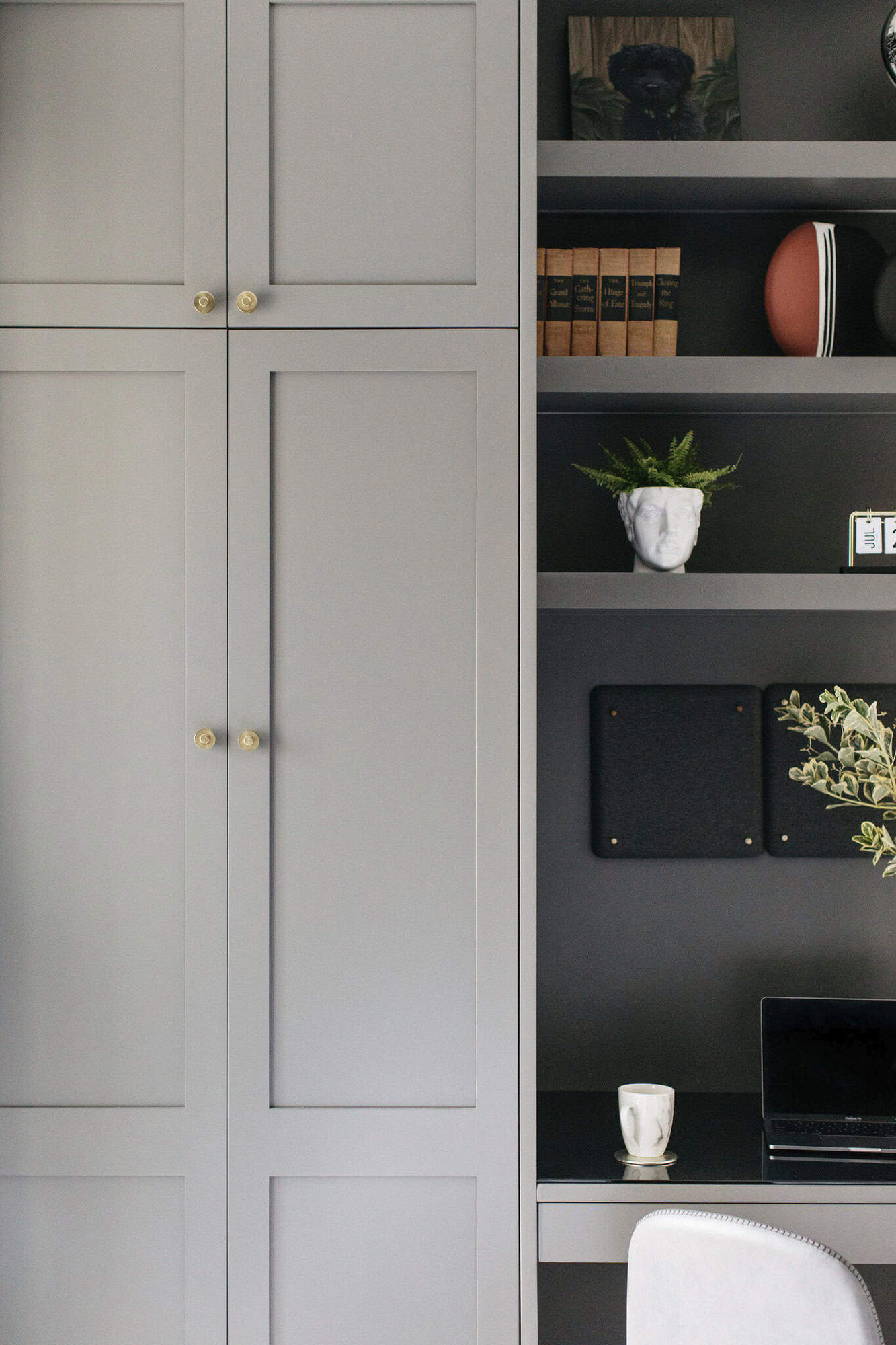 contemporary-home-office-built-in